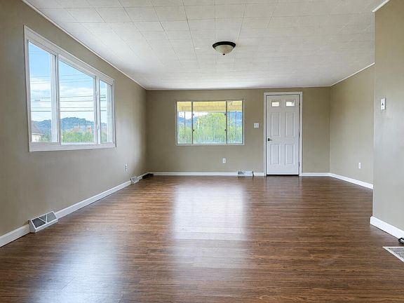3rd image of 2305 Fourth Street
