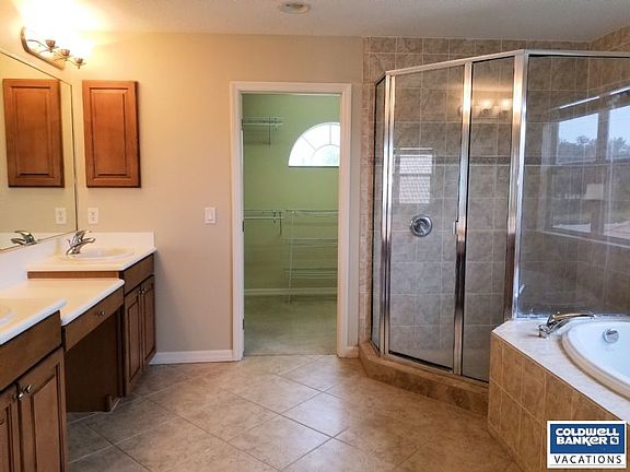 5th image of 6877 74th Street Cir E