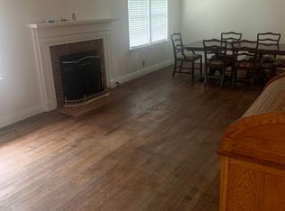 820 N Main St, Mount Pleasant, TN 38474