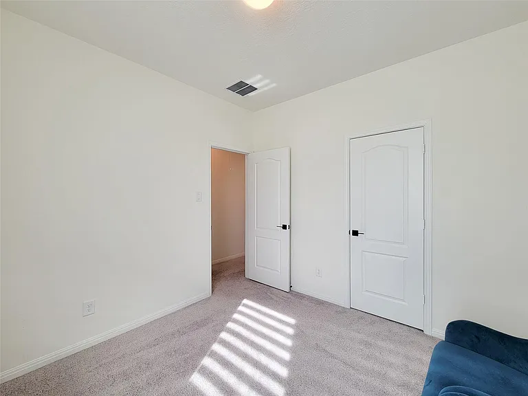 8214 Leisure Point Dr — Photo 25