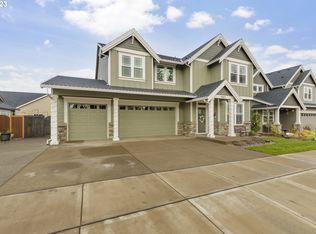 19607 Orchard Grove Dr, Oregon City, OR