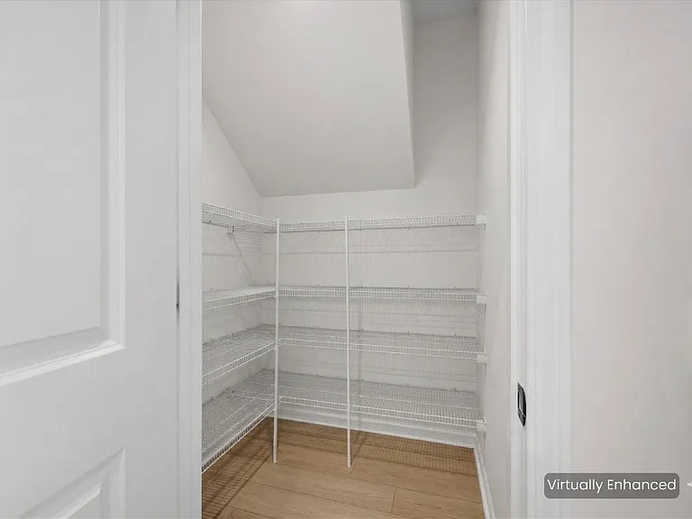 217 Brooks Springs Dr — Photo 12