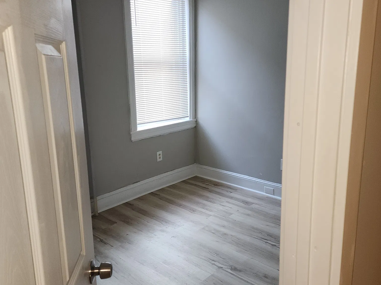 2 bed, 700 sqft, $1,185 — Photo 2