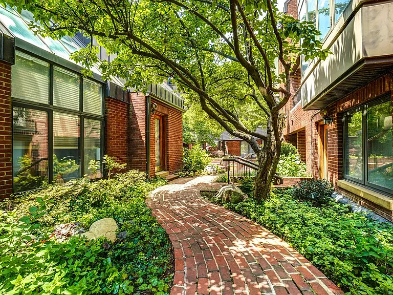 1080 Wisconsin Ave NW #2019 — Photo 32
