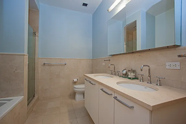 Rented by Evans Real Estate | media 6