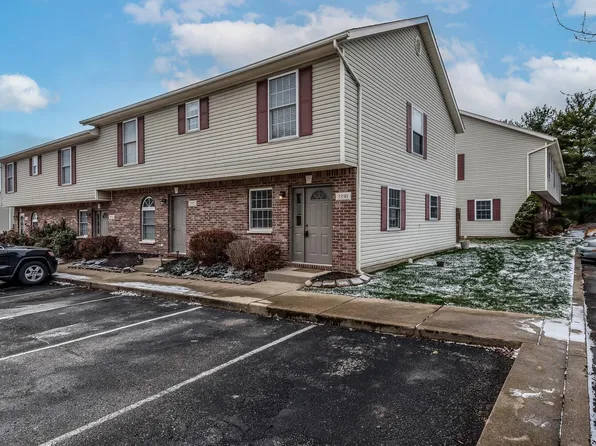 3330 S Oaklawn Cir, Bloomington, IN 47401