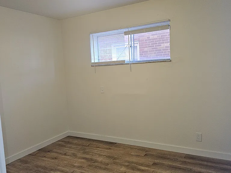 4407 Chippewa St #C — Photo 5