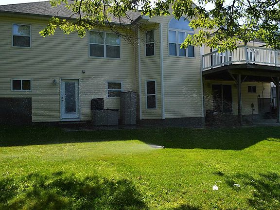 2nd image of 51 Foxboro Ave