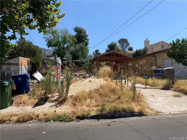 10828 Mather Ave, Sunland, CA 91040
