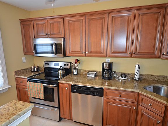 2nd image of 858 Oyster Bay Hbr