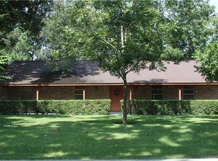 1900 Northshore Dr, Humble, TX 77339