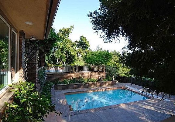 Private, Resort-Like Pool