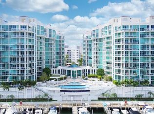 3131 NE 188th St APT 1503, Miami, FL 33180