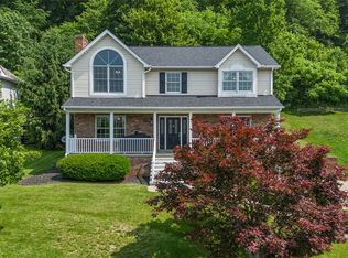 3004 Woodfield Dr, Aliquippa, PA 15001