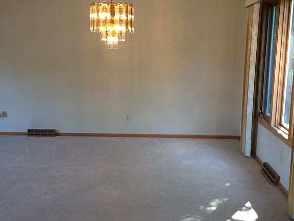 5th image of 6548 Woodhawk Dr