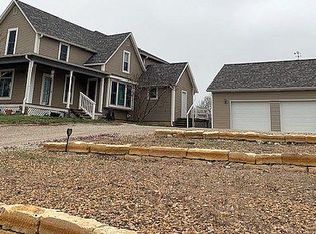 719 N Ottawa St, Minneapolis, KS 67467