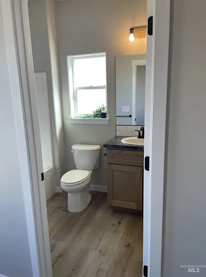 1122 Crestview Dr — Photo 13