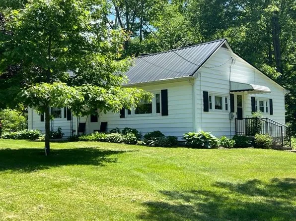 501 E High St, Mount Gilead, OH 43338