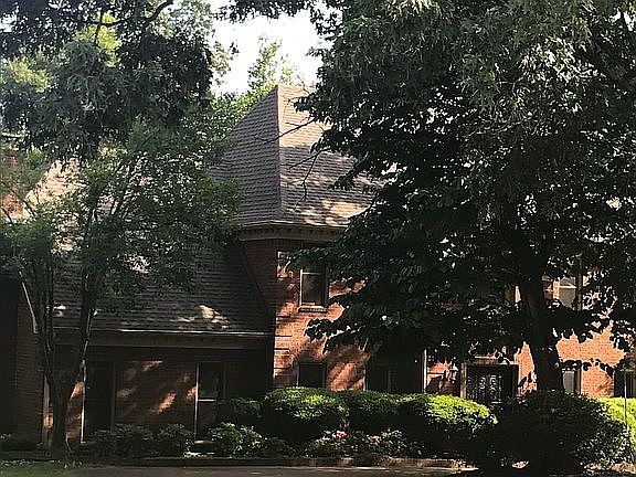3rd image of 9335 Oak Knoll Cv