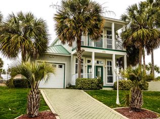 100 Smugglers Cove Ct, Panama City Beach, FL 32413