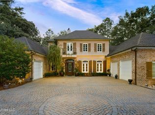 18 Waterford Dr, Hattiesburg, MS 39402