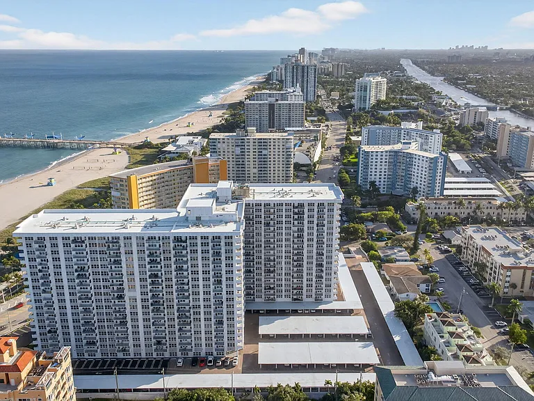 405 N Ocean Blvd #208 — Photo 44
