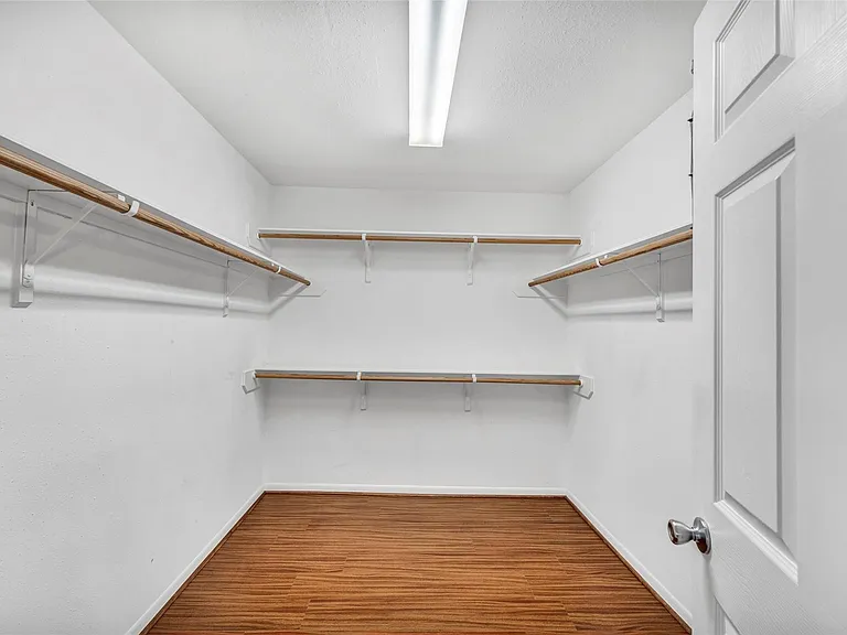 1553 W Sam Houston Pkwy S — Photo 19