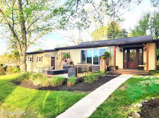 3082 Little Dug Gap Rd, Louisville, TN 37777