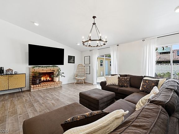 4th image of 6436 Beechcrest Rd