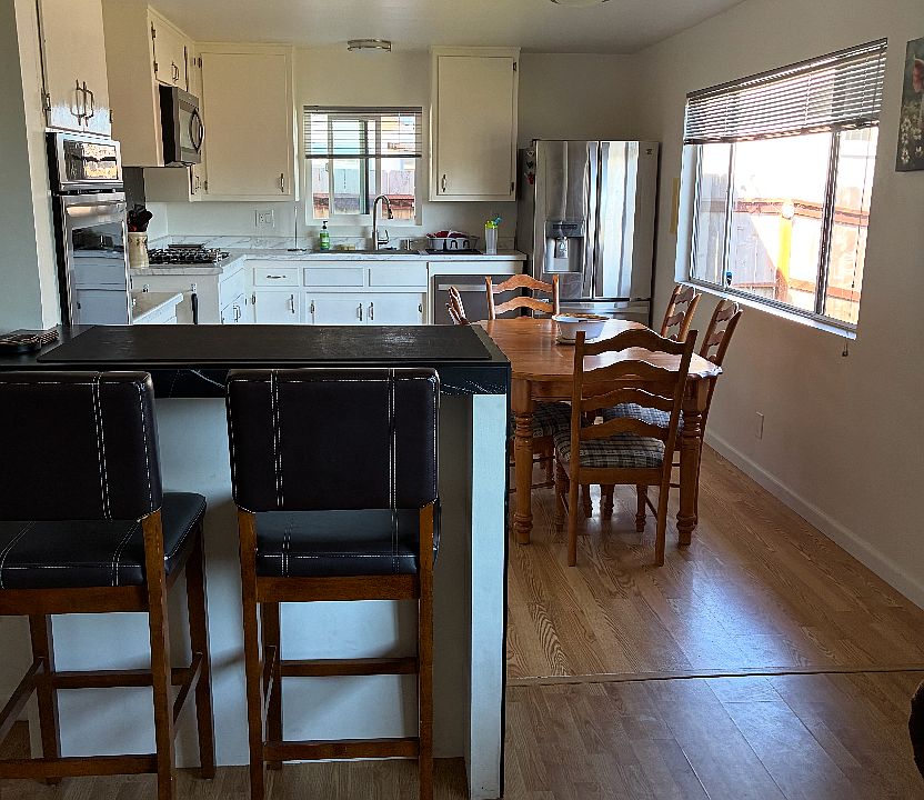1st image of 1032 Bay Oaks Dr