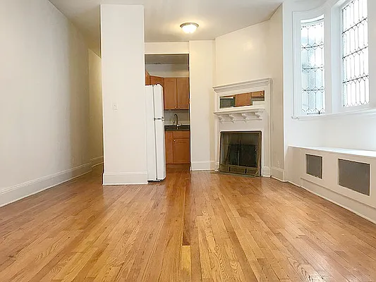 Rented by AJ Clarke | media 11