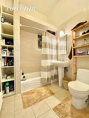 Rented by Corcoran | media 23