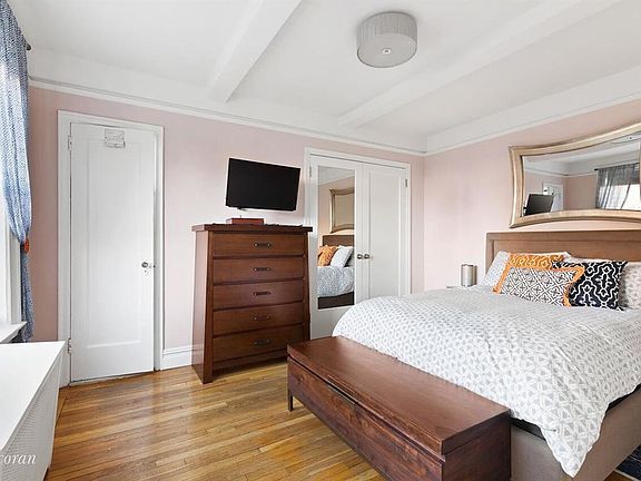 4th image of 107 W 86th St #7G