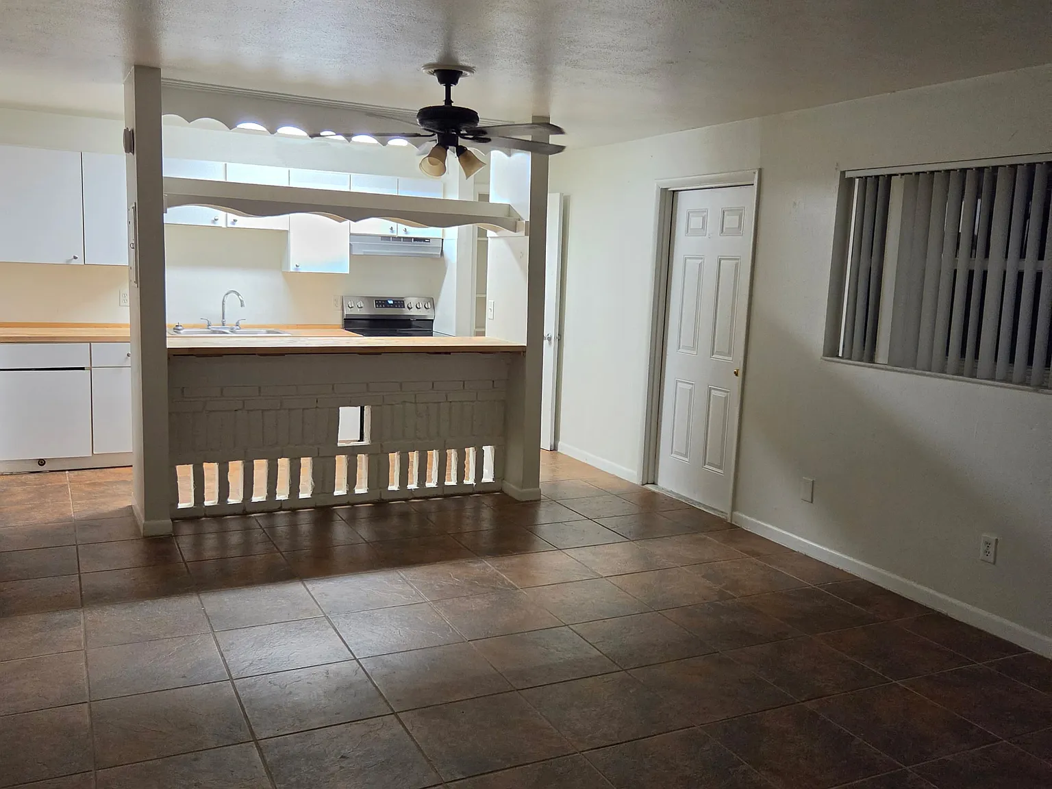 1 bed, 571 sqft, $1,250 — Photo 4