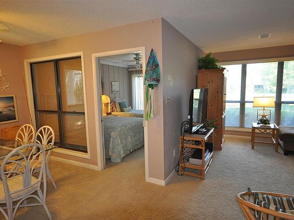 5th image of 702 Sandpiper Dr