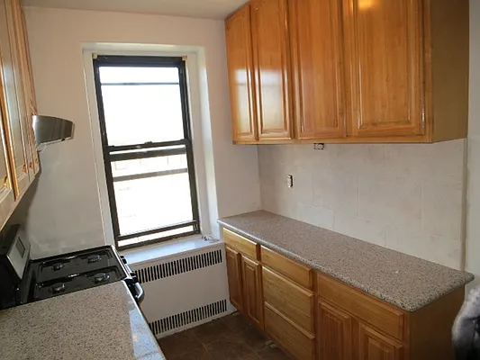 Rented by Velsor Realty | media 3