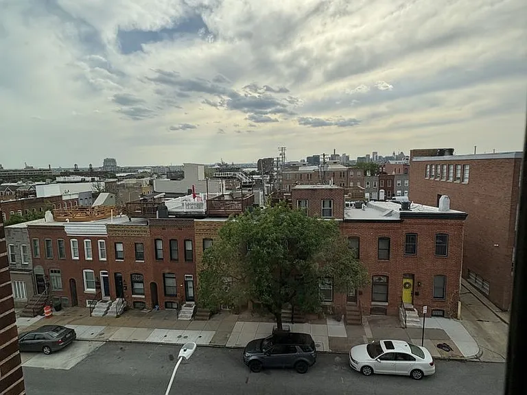 923 S East Ave — Photo 26