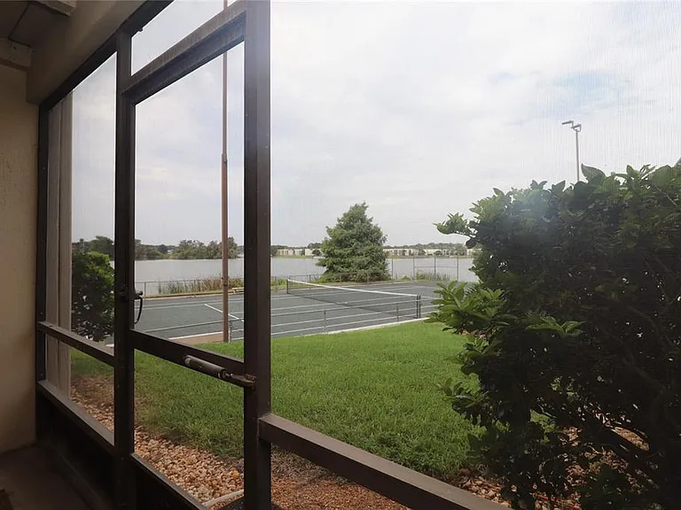 618 Orange Dr #207 — Photo 3