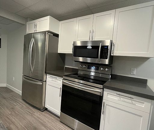 4th image of 8937 96th Ave #1A