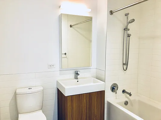 Rented by Stonehenge NYC LLC | media 10