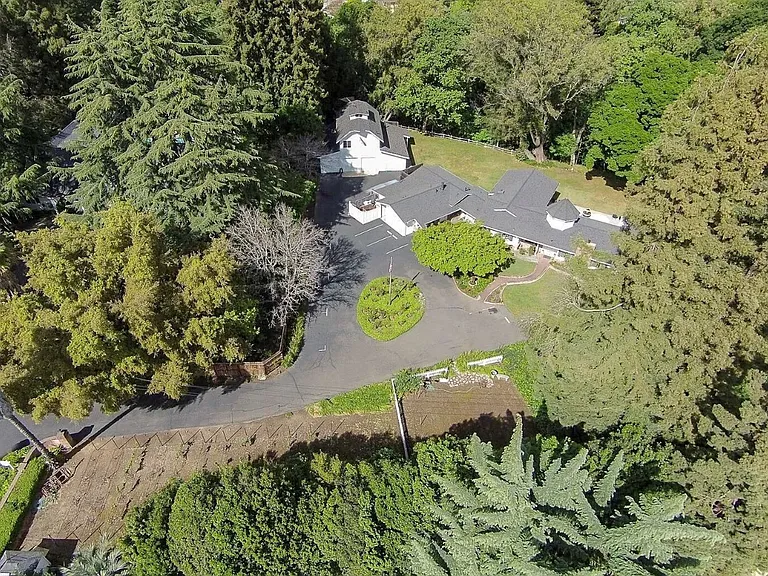 1042 Easum Dr — Photo 18