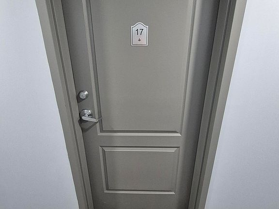 2nd image of 3905 Major Mackenzie Dr W #217