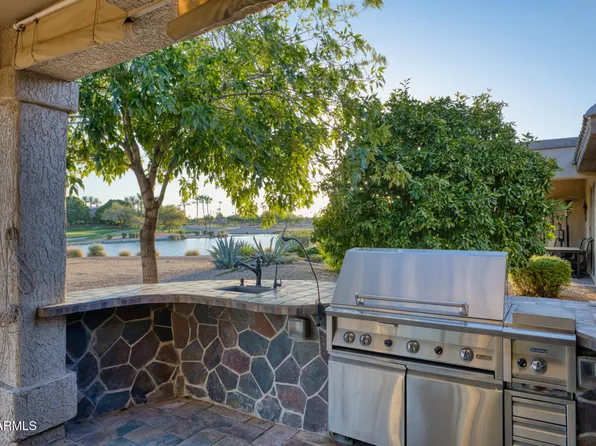 15869 W CLEAR CANYON Drive, Surprise, AZ 85374