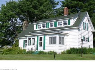 12 Village St, China, ME 04358