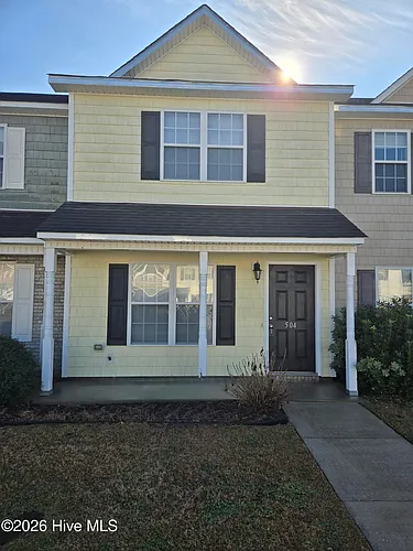 504 Streamwood Dr Photo 1