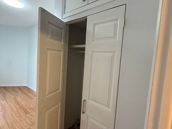 5th image of 344 Lafayette Ave APT 3b