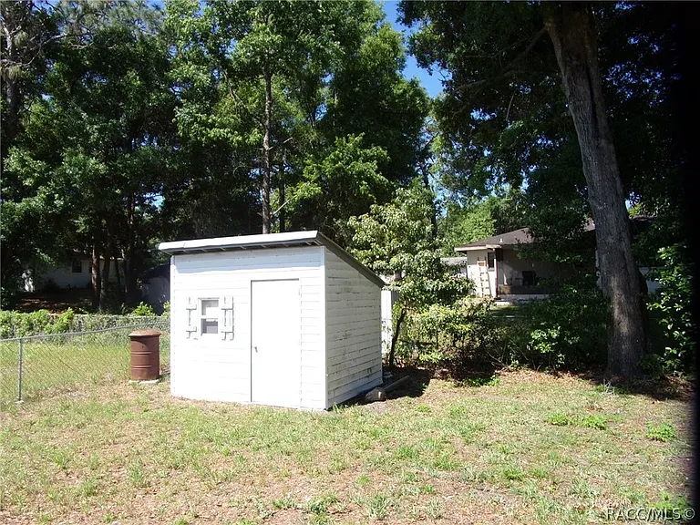 721 S Apopka Ave — Photo 10