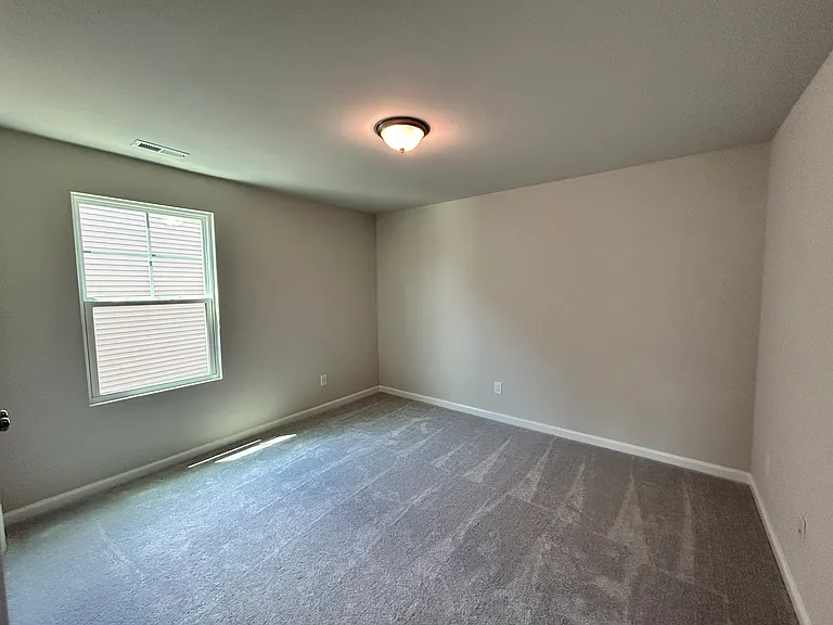 2209 Cape May Ln — Photo 33
