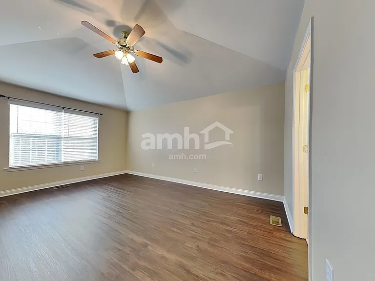 4455 Hackberry Ct — Photo 10