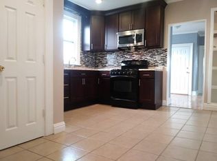 64 W 14th St, Bayonne, NJ 07002